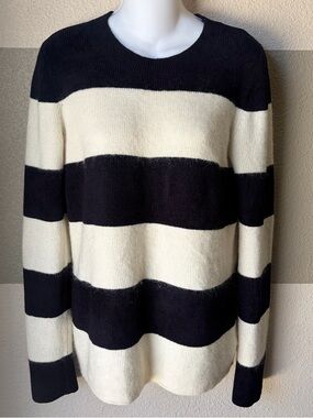 Banana Republic Women’s Medium Rugby Stripe Sweater Crew Mohair Wool Navy Cream